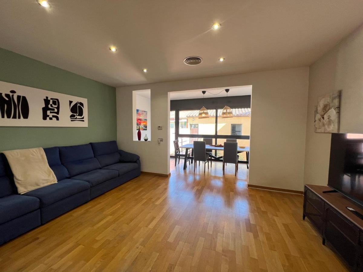 Casa Neus, Casa Cerca De Barcelona Villa Sant Feliu de Llobregat Exteriör bild